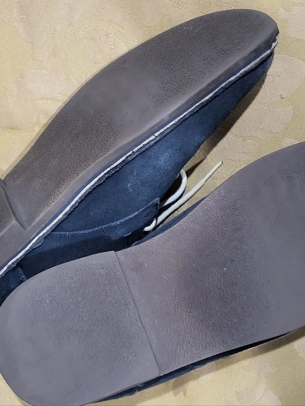 Kenneth Cole Reaction Desert Sun Navy Suede Chukka Boots with White Laces